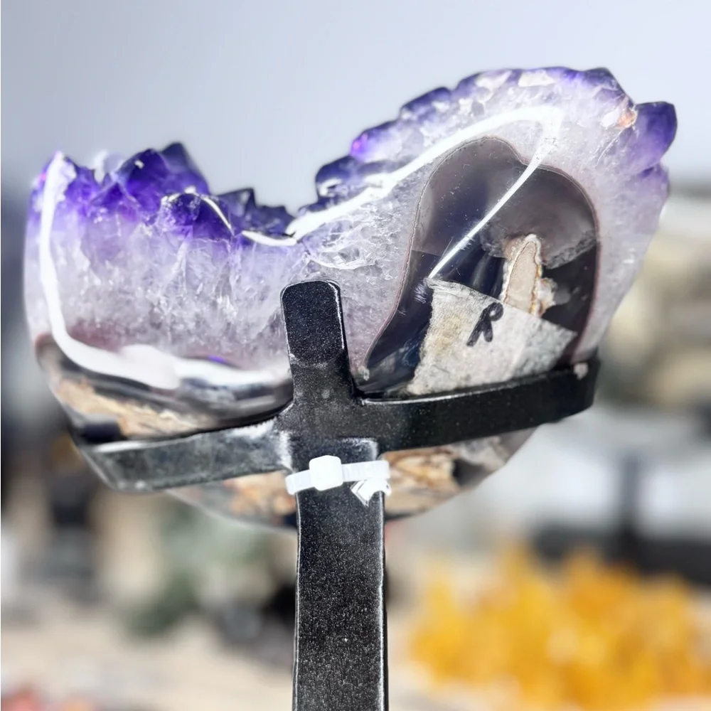 💜 Deep Purple Big Points Amethyst Agate Metal Stand – High Grade from Uruguay 💜 - Picture 9 of 9